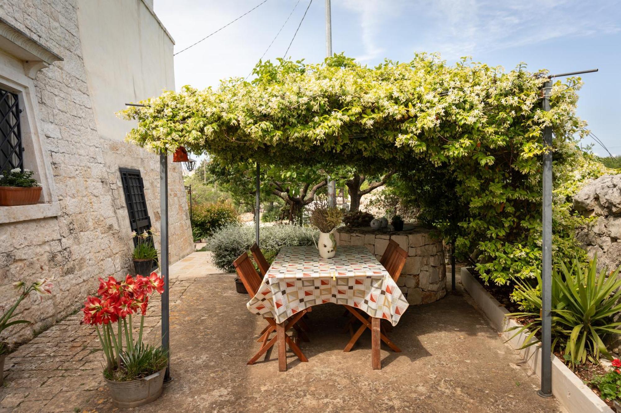 Il Trullo Volza Villa Locorotondo Eksteriør billede